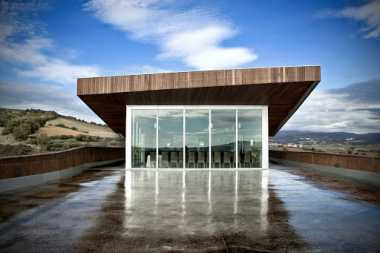 Ruta enológica y arquitectónica por España